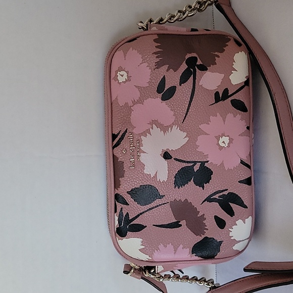 kate spade Handbags - Kate Spade New York Briar Lane Floral Kendall crossbody handbag
